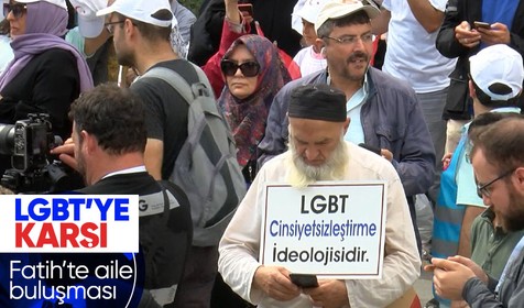 İstanbul Fatih'te 2.kez LGBTİ karşıtı "Büyük Aile Buluşması" gerçekleştirildi
