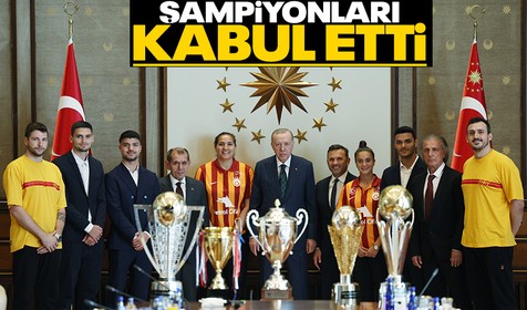 Cumhurbaşkanı Recep Tayyip Erdoğan Galatasaray'ı kabul etti