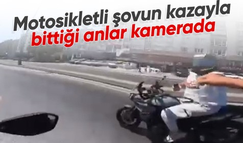 Avcılar'da motosikletli şovun kazayla bittiği anlar kamerada