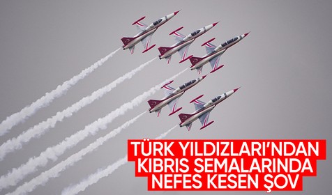 TEKNOFEST KKTC'de Türk Yıldızları'ndan gösteri uçuşu