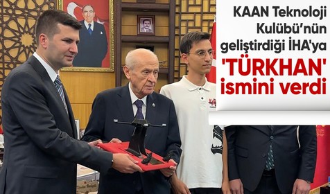 MHP Lideri Bahçeli'ye kendisine takdim edilen İHA prototipe 'TÜRKHAN' adını verdi