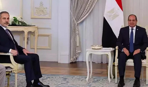 Dışişleri Bakanı Hakan Fidan, Mısır Cumhurbaşkanı Abdülfettah es-Sisi ile görüştü