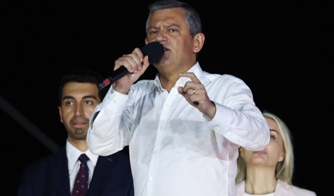 Özel yarın öğlen 12.00'yi işaret etti: AK Parti'ye yıldönümü hediyesi vereceğim