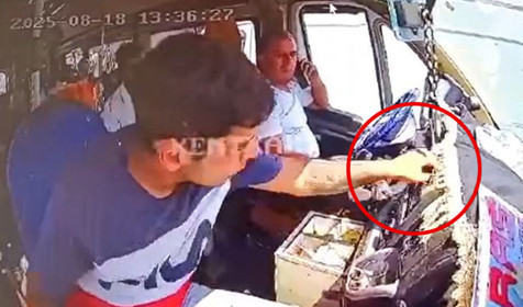 Adana'da minibüs kapkaççısı! Yolcu gibi yan koltuğa oturdu, hasılatı çaldı