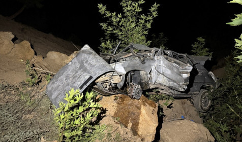 Adana'da otomobil uçuruma yuvarlandı: 5 ölü