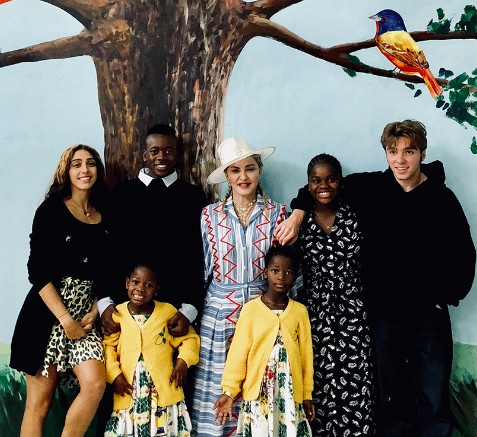 Madonna, 6 çocuğunun uymasını istediği 5 kuralı açıkladı - Resim: 4