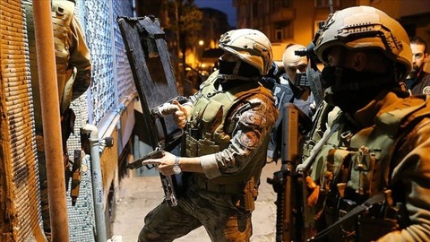 İstanbul'da DEAŞ ve HTŞ operasyonu! 11 şüpheli yakalandı