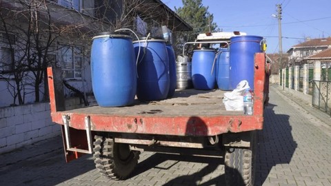 1 ton sahte içki ele geçirildi