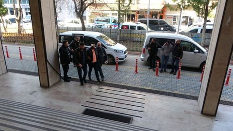 Silahlı kavgada 2 kişi hayatını kaybetti