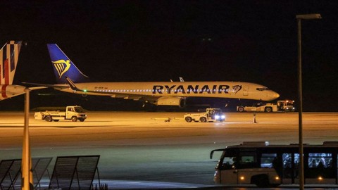 Polonya - Yunanistan uçağında bomba alarmı! Uçak acil iniş yaptı