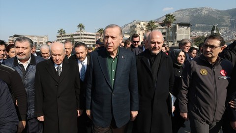 "Be ahlaksız be namussuz be adi"