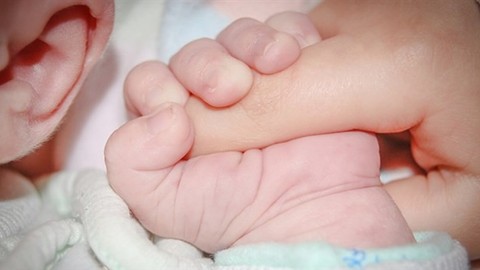 Annesinin emzirip, beşiğine yatırdığı Halil bebek öldü