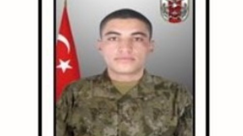 Son dakika... Pençe-Kilit operasyonunda görevli Piyade Sözleşmeli Er Adem Avunan, geçirdiği silah kazasında şehit düştü