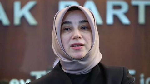 Özlem Zengin: Tehdit mesajları alıyorum