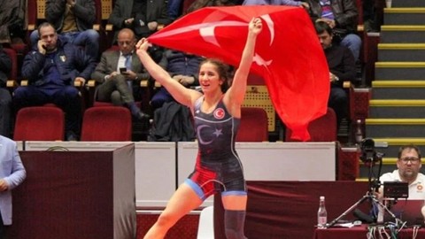 Milli sporcu Zeynep Yetgil, Avrupa şampiyonu