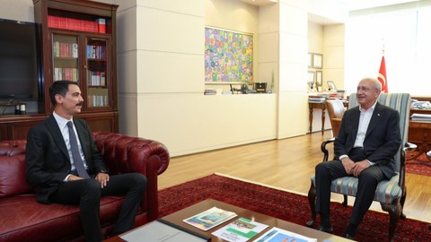 Kemal Kılıçdaroğlu'nun Alperen oylarına talip olduğu konuşulmaya başlandı! Merhum Muhsin Yazıcıoğlu'nun oğlu Furkan Yazıcıoğlu aday mı oluyor?