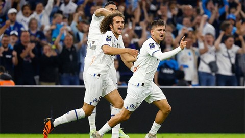 Cengiz attı Marsilya PSG'ye bir adım daha yaklaştı