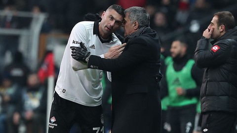 Beşiktaş'a Bayram Bektaş'ın yerine Burak Yılmaz geliyor