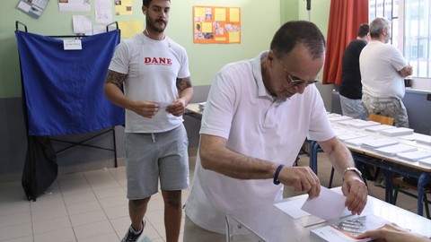 Yunanistan'da seçimlerin ikinci turu yapılıyor