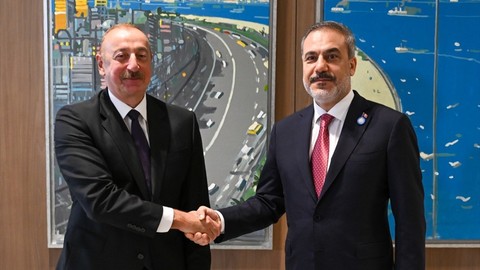Bakan Fidan Bakü'de Cumhurbaşkanı Aliyev ile görüştü