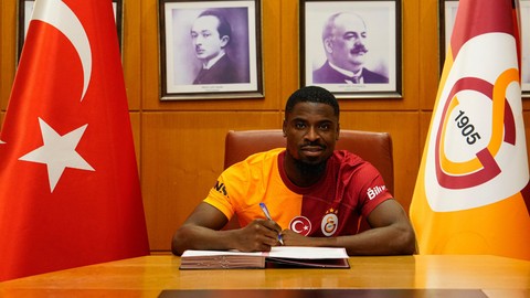 Yeni transfer formayı giydi
