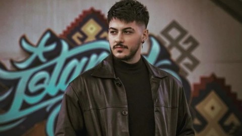 Semicenk son konserinin ardından birliğine teslim oldu