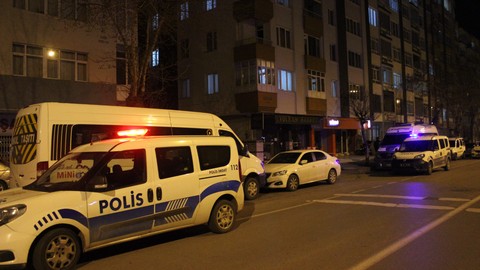 Yaşlı adam ölü bulundu