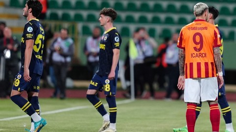 Fenerbahçe'nin Süper Kupa maçında sahadan çekilmesi Avrupa'da manşetlerde