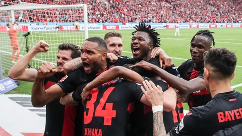 Werder Bremen'i yenen Leverkusen, Bundesliga'da şampiyonluğunu ilan etti