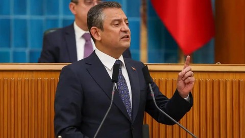 Özgür Özel'den işçilere 'örgütlenin' çağrısı