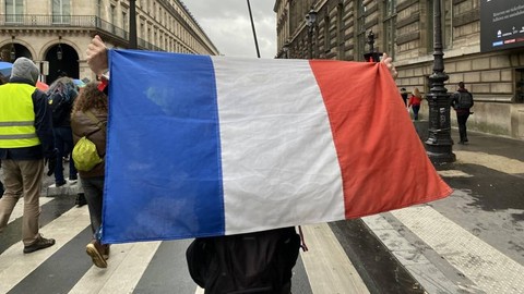 Macron, Avrupa Parlamentosu'ndaki sonucun ardından erken seçim kararı aldı