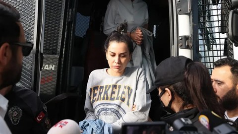 Tahliye talebi reddedilen Dilan Polat, avukatıyla yollarını ayırdı