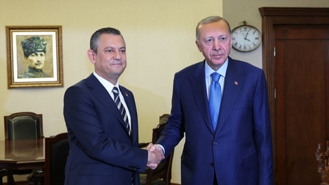Erdoğan ile Özel bayramlaştı