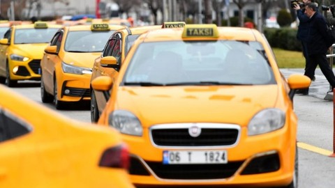 Taksilere panik butonu geliyor: Sürücü butona bastığında S.O.S. verecek