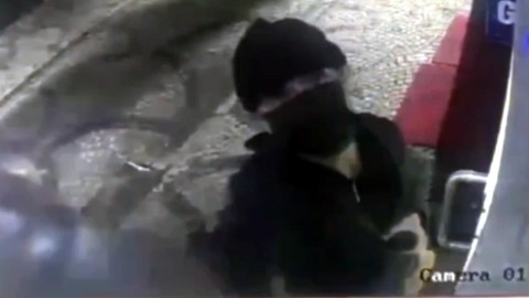 Maskeli ATM hırsızı kamerada