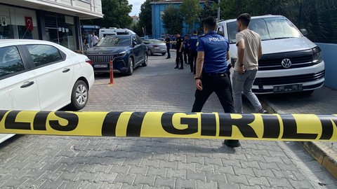 İstanbul'da silahlı çatışma: Yaralılar var