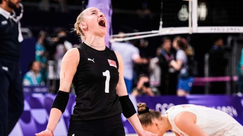Acıdan ağlayan Gizem Örge: Bir omzum daha var dedim oynadım