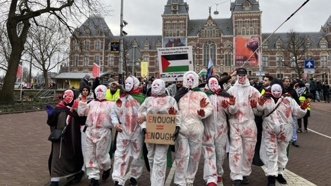 Amsterdam'da Filistin'e destek gösterisi