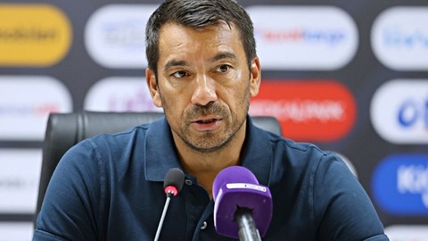 Van Bronckhorst: "Bitti diyemem"