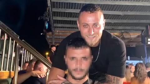 Arabayı vermedi diye arkadaşını öldürdü