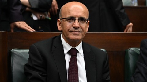 Bakan Şimşek'ten enflasyon mesajı: Vatandaşlarımızın alım gücünü kalıcı olarak artıracağız