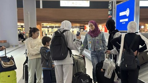 Lübnan'dan tahliyeler sürüyor