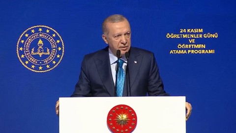 Cumhurbaşkanı Erdoğan'dan öğretmenlere müjde: 20 bin öğretmenin heyecanına şahit olacağız