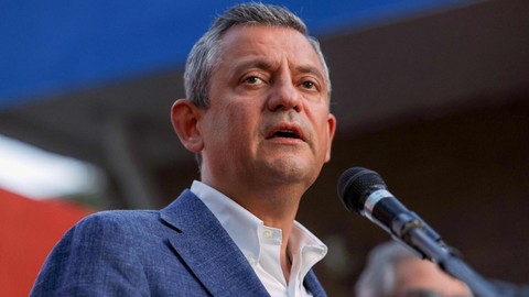 Özgür Özel: Bizim belediyelerimiz bembeyaz kağıt gibi