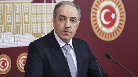 İstanbul Milletvekili Mustafa Yeneroğlu DEVA Partisi'nden istifa etti