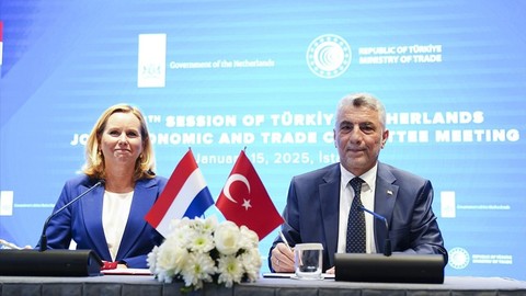 Türkiye ve Hollanda arasında Ekonomik İşbirliği Protokolü imzalandı
