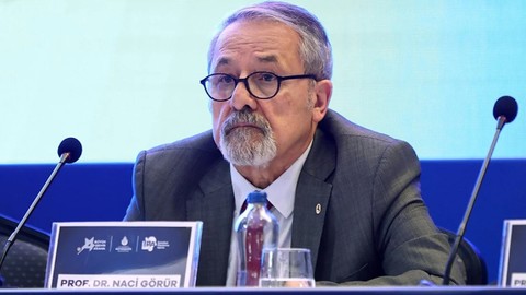 Naci Görür İstanbul'u bekleyen deprem riskine bir kez daha dikkat çekti: 4 milyon insan risk altında
