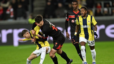 Kanarya Danimarka'da son anlarda yıkıldı