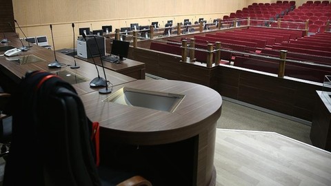 Antalya'da HSK müfettişi ile zabıt katibi arasında yasak aşk skandalı