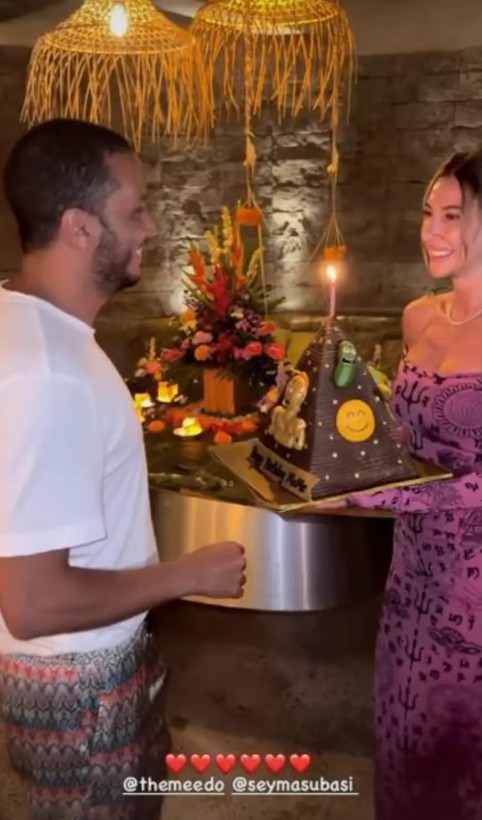 Mısırlı sevgilisiyle evlenen Şeyma Subaşı Meedo'nun doğum gününü bakın nasıl kutladı! Subaşı'nın yaptığı pasta dalga konusu oldu - Resim: 9